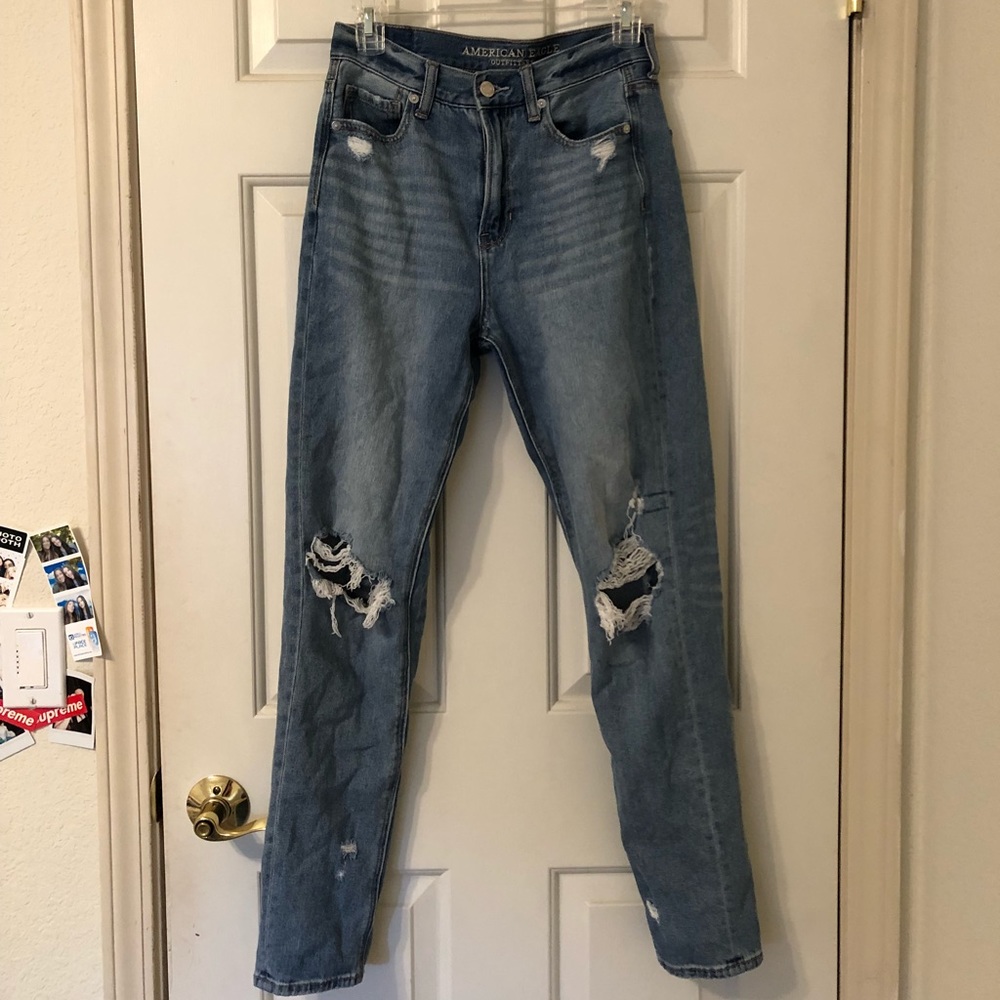 american eagle mom jeans